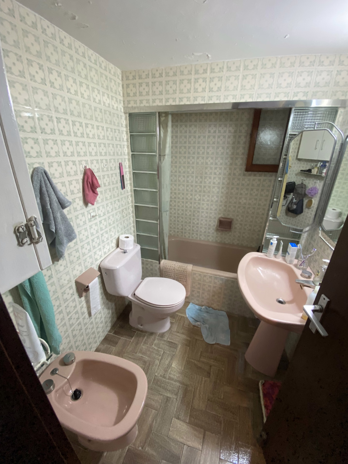 Salle de bain avant